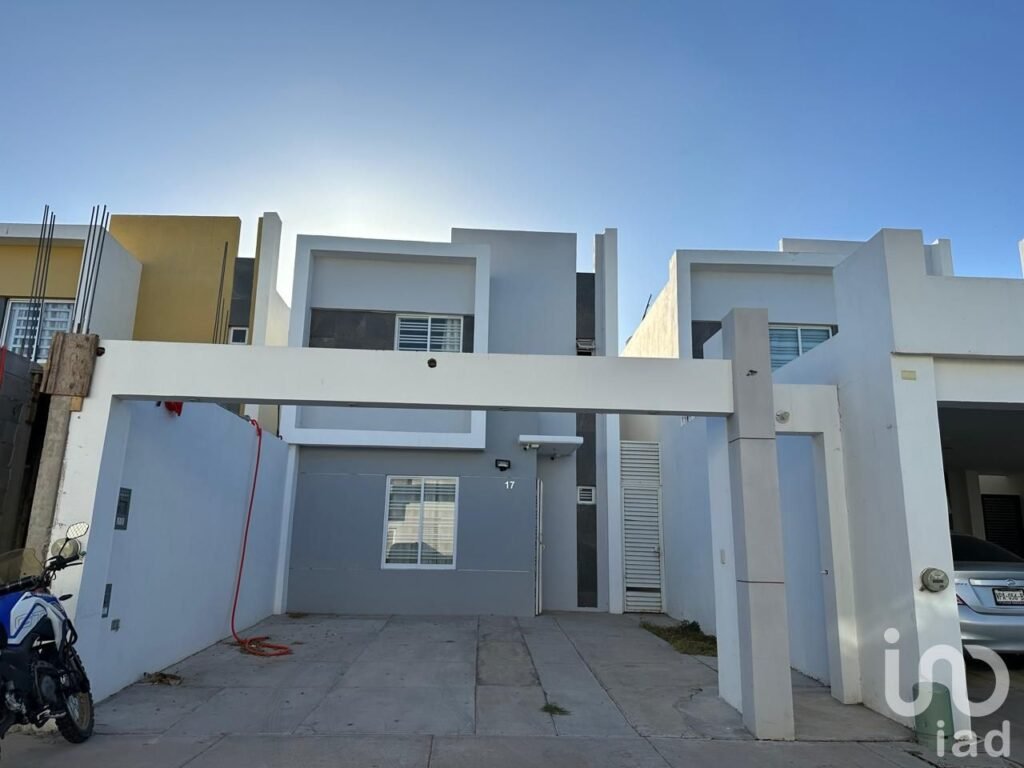 RENTA DE CASA EN PRIVADA BOSQUES DEL RIO - 2219181 casas en renta renta de casa en privada bosques del rio 252447