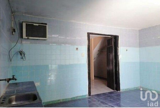 CASA EN VENTA EN CENTRO DE MÉRIDA, PARA REMODELAR