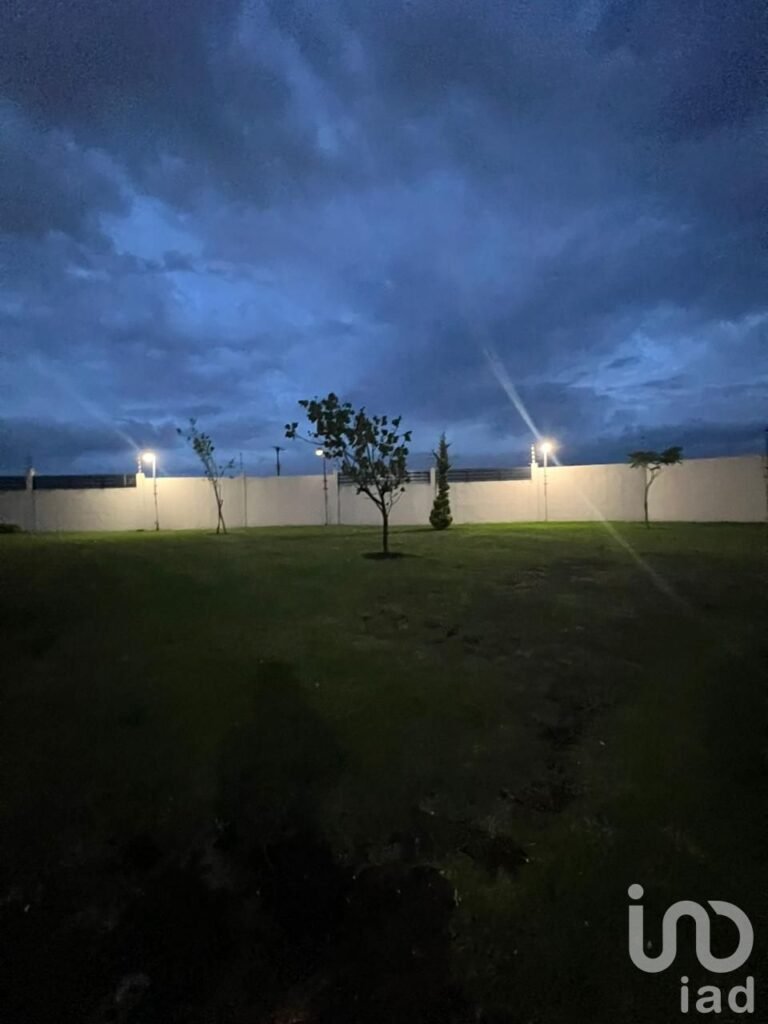 CASA EN VENTA EN AMÉRICAS III, EN ECATEPEC CON TERRENO EXCEDENTE