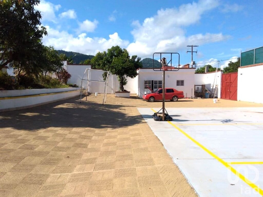Casa de descanso, ubicación estratégica,cerca de autopista Jala-Vallarta ideal para vivir e invertir