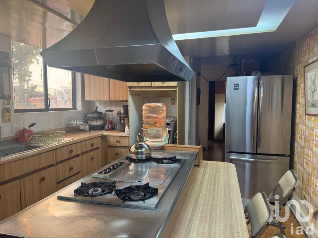 CASA BOSQUES DE LAS LOMAS