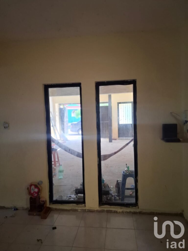 MUY AMPLIA PROPIEDAD EN FRACC PEDREGALES DE LINDAVISTA, MERIDA, YUCATAN