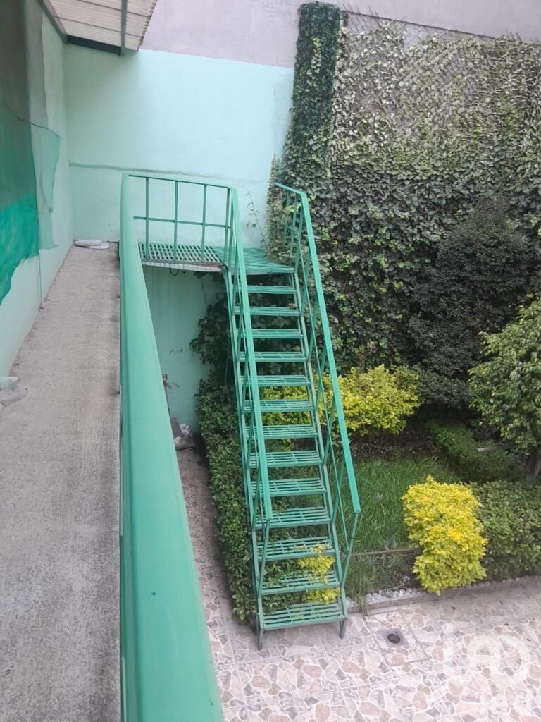 CASA AMPLIA EN VENTA EN ALVARO OBREGON