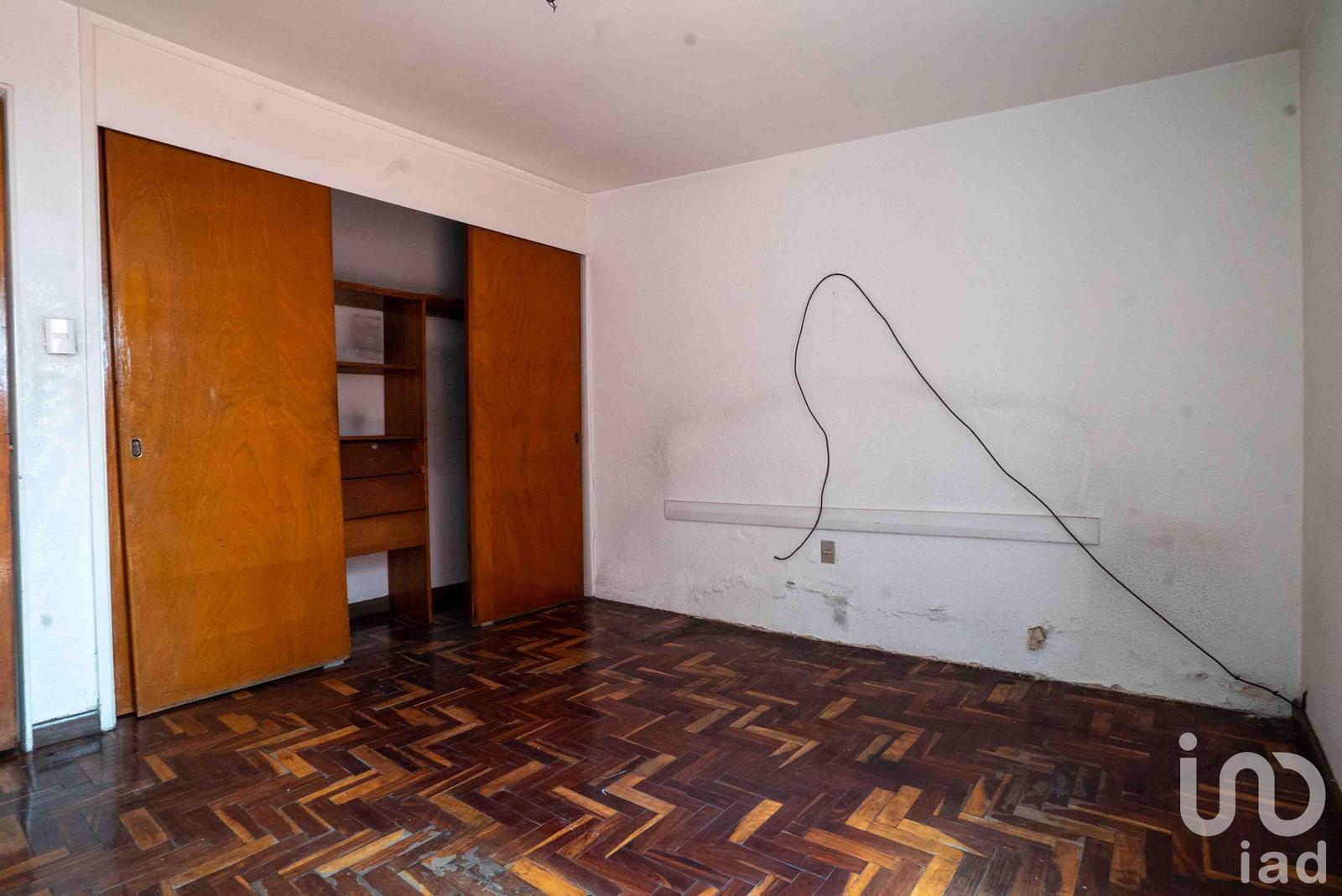 ¡Oportunidad! Vivienda con uso de suelo Comercial en la Florida, Naucalpan