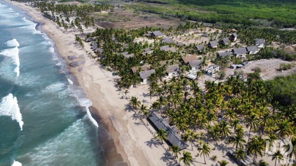 FRACCIÓN DE DEPARTAMENTO- PLANTA BAJA EN Venta en Condo-hotel, La Manzanilla, Jalisco-