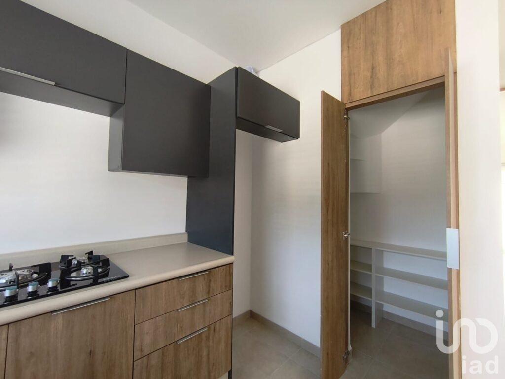 Casa en Venta de 4 recámaras, por Fuerte Ventura $2,460,000 a tan solo 5 minutos de Villa Magna