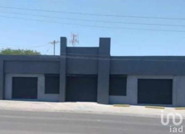 Renta de Bodega 200 m² con acceso para tráiler en Blvd. Óscar Flores