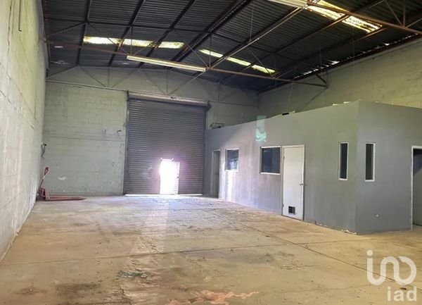 Renta de Bodega 200 m² con acceso para tráiler en Blvd. Óscar Flores
