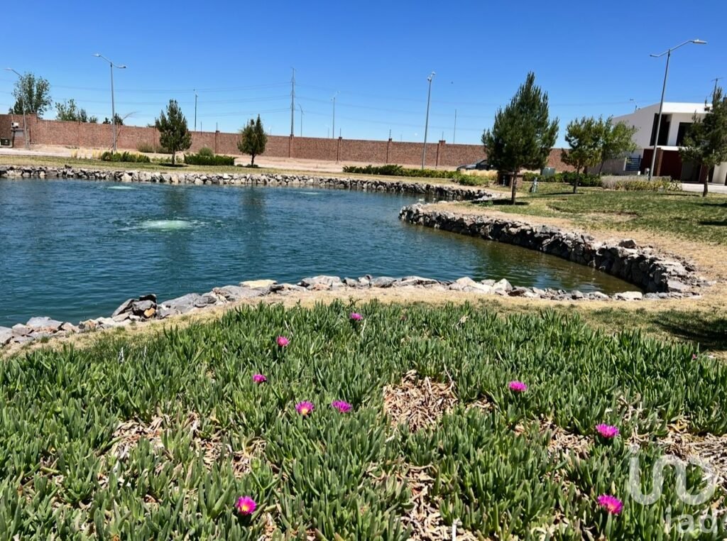 EN VENTA TERRENO RESIDENCIAL CON LAGO PRIVADO ALTOZANO EL NUEVO JUAREZ LT 55