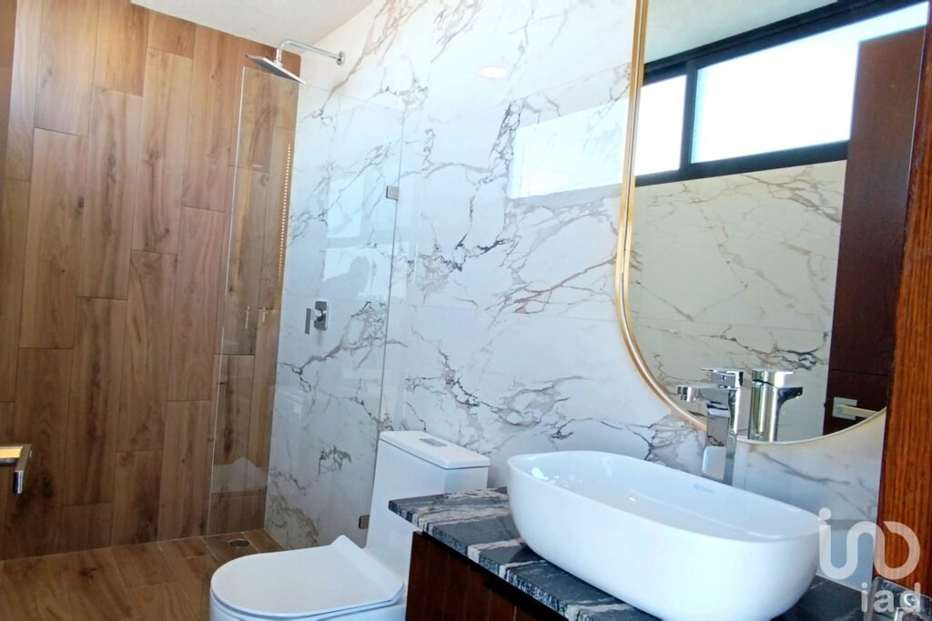 Venta de casa en Puebla, Lomas de Angelopolis.