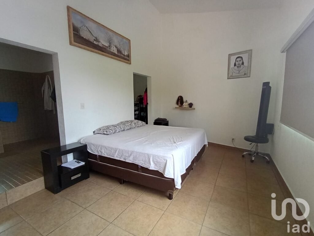 CASA EN PEDREGAL LAS FUENTES EN VENTA RECIEN REMODELADA