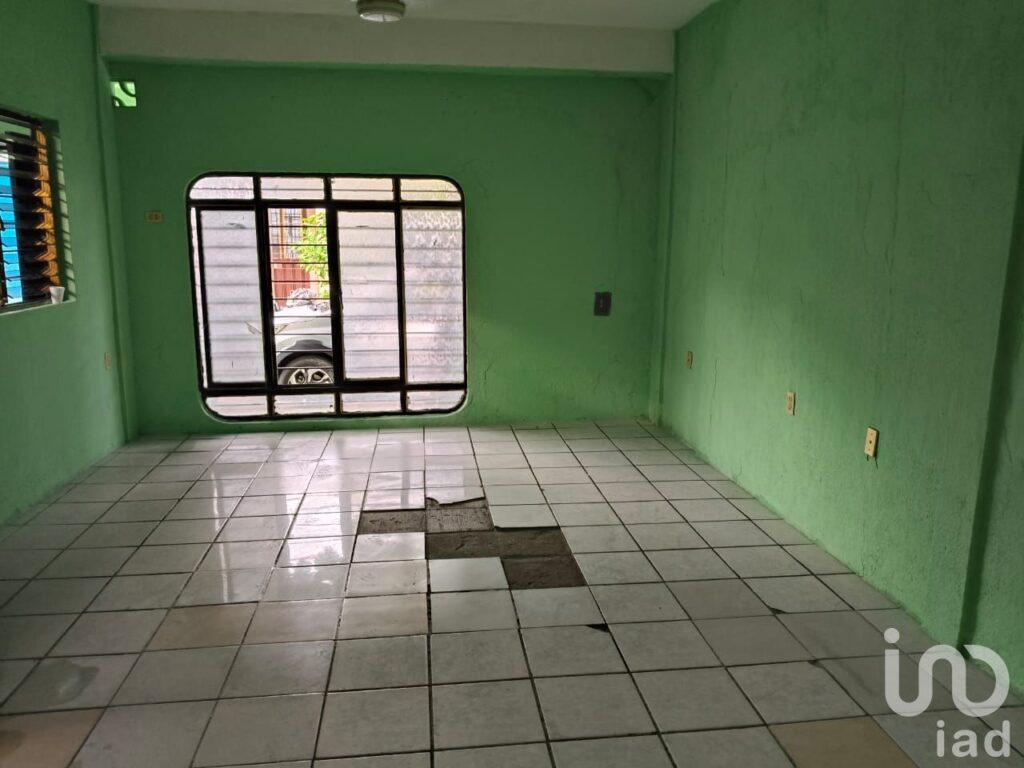 CASA EN VENTA EN COL SANTA CRUZ