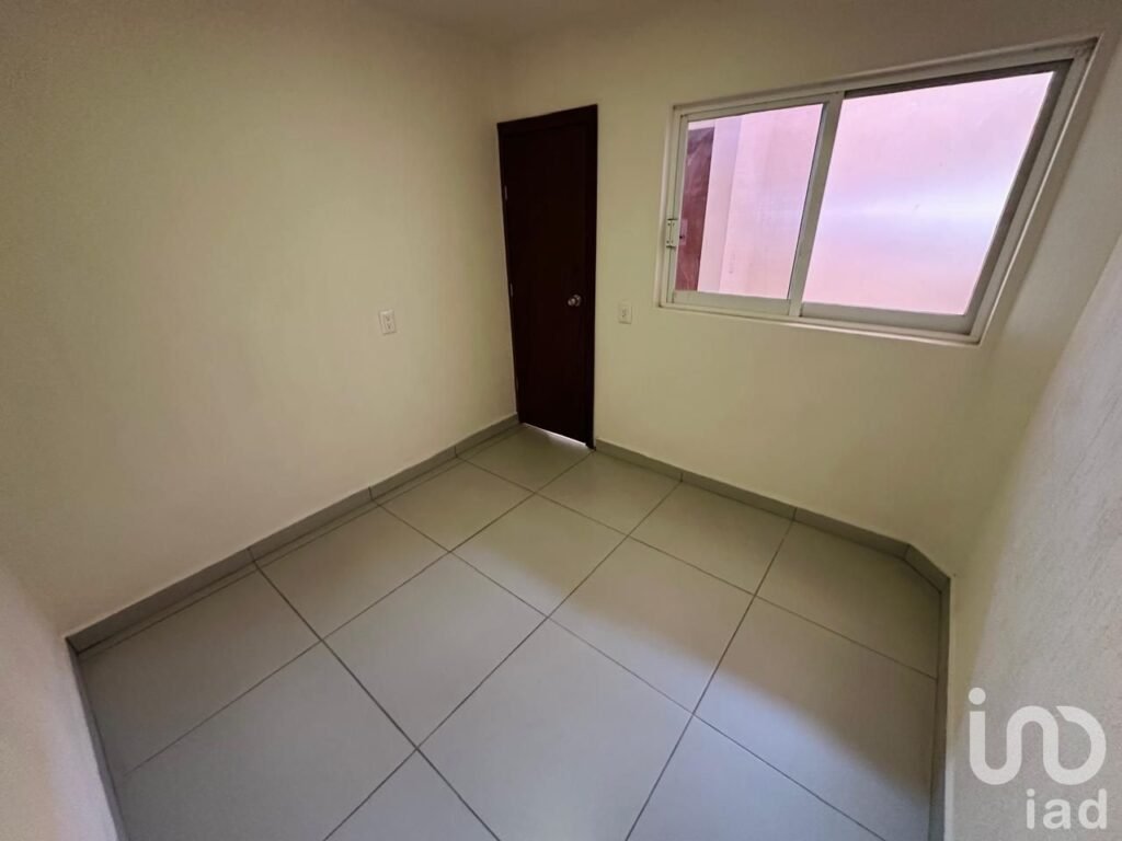 Casa en venta colonia Morelos con local