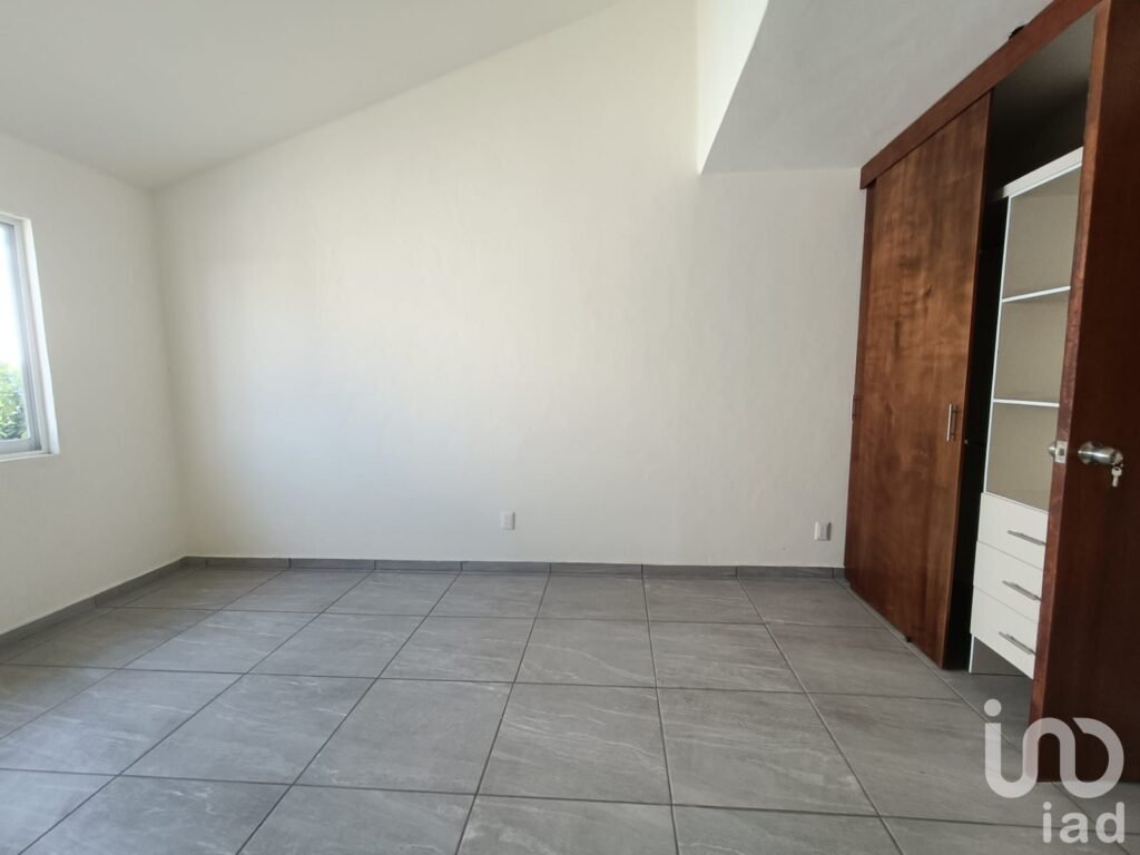 Casa en venta colonia Morelos con local