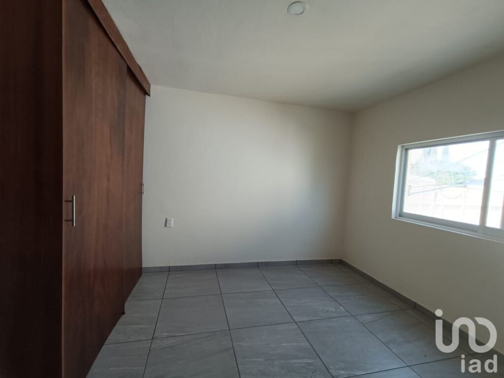 Casa en venta colonia Morelos con local