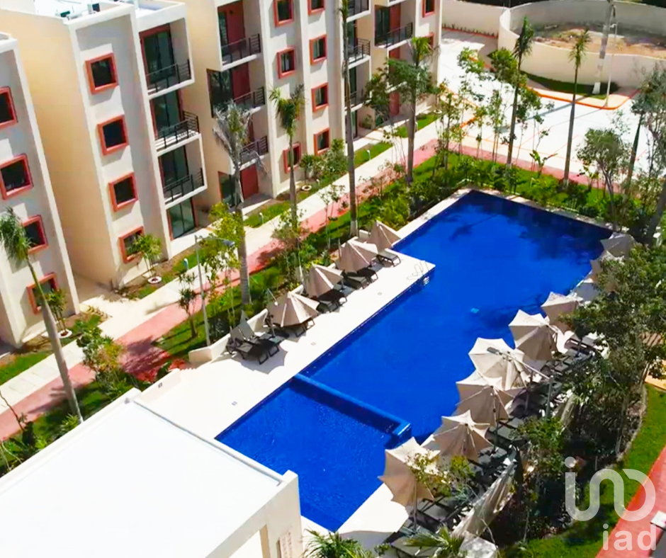 Departamento en Cancún - Residencial sobre Av. Huayacán