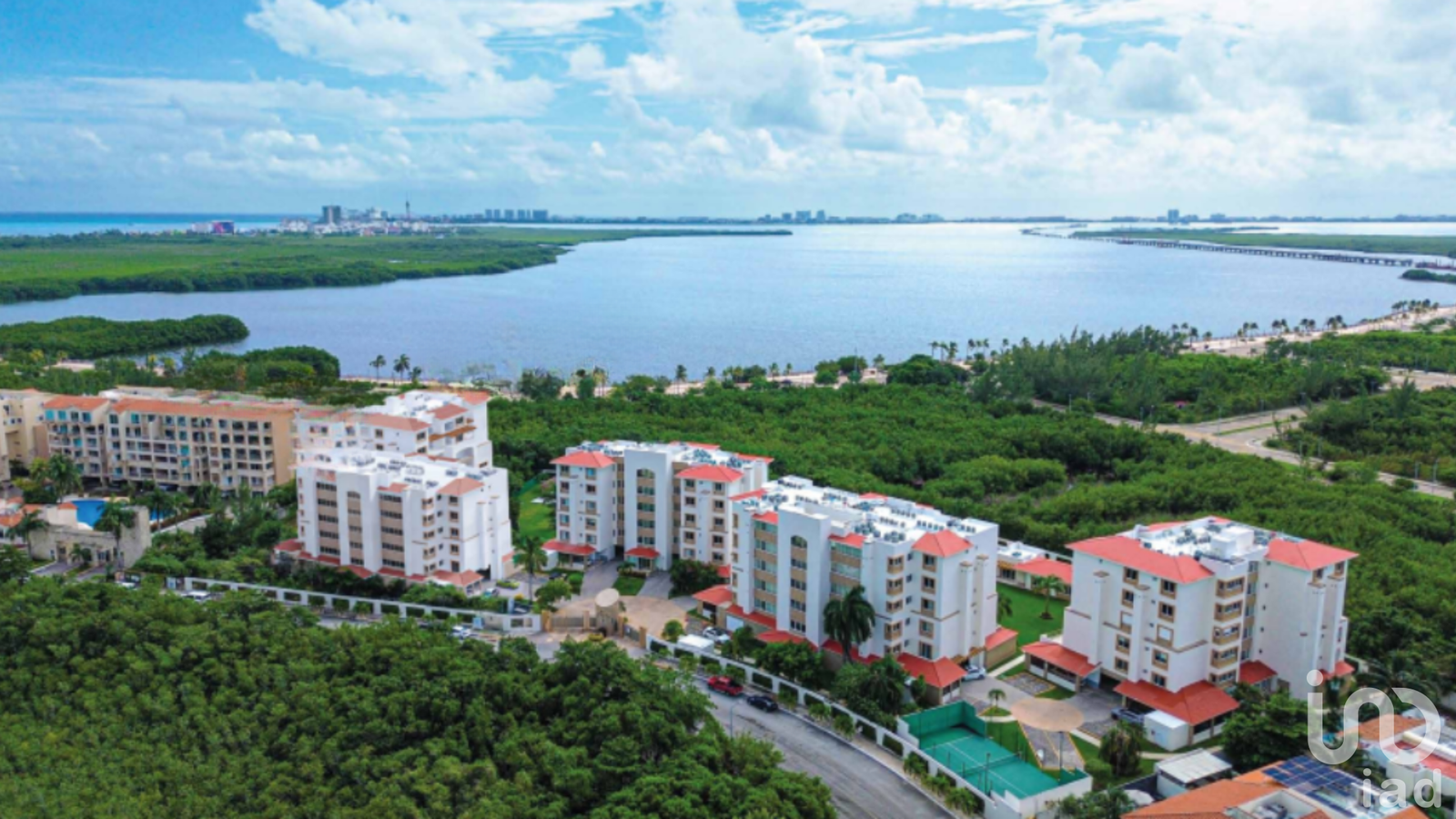 Departamento en Cancún – El Table con Vista a la Laguna Nichupté – 2 Recámaras