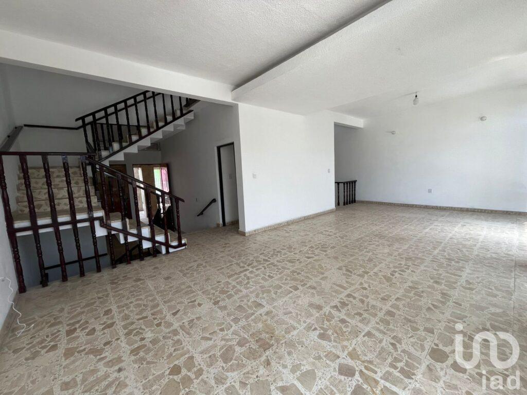 Casa en venta en Colonia Centro Carmen Serdán de San Andrés Tuxtla, Ver.