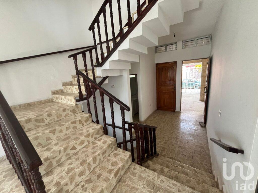 Casa en venta en Colonia Centro Carmen Serdán de San Andrés Tuxtla, Ver.
