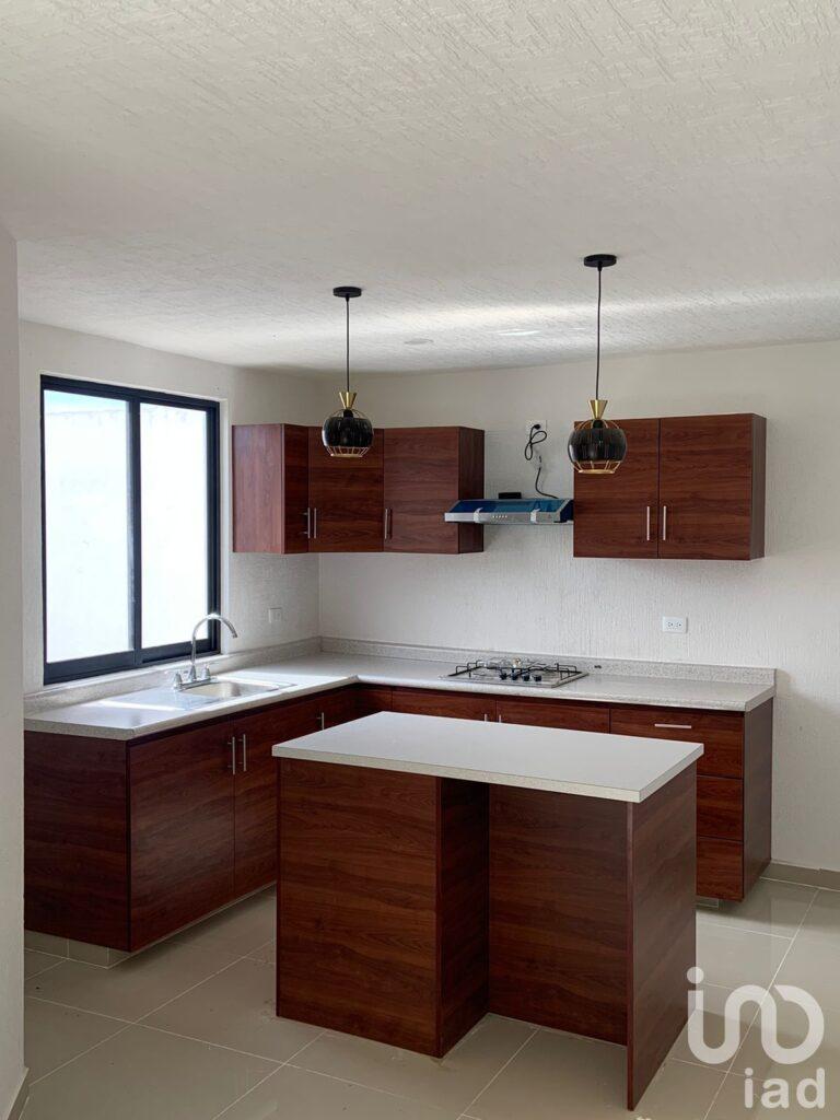 CASAS RESIDENCIALES EN VENTA en Conjunto Residencial SNTE, Puebla.