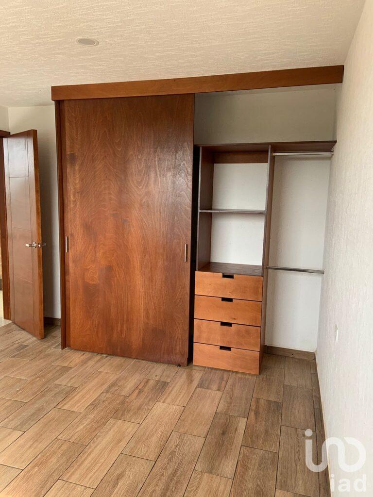 CASAS RESIDENCIALES EN VENTA en Conjunto Residencial SNTE, Puebla.