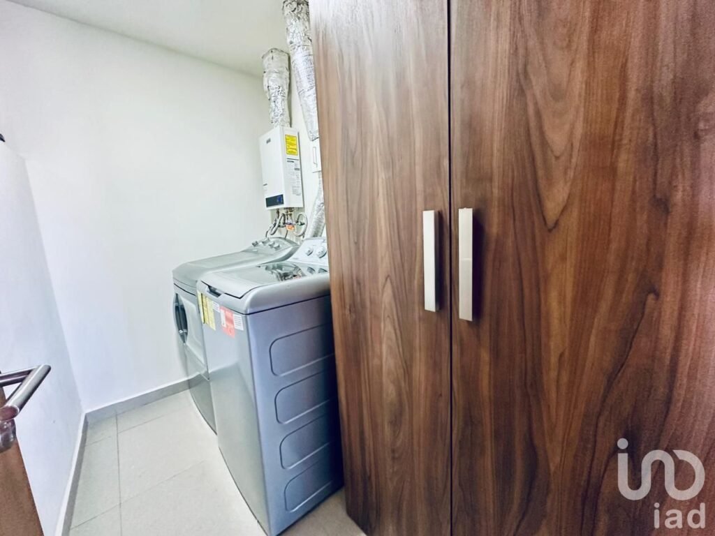 Departamento en renta amueblado en Torre Encinos con amenidades