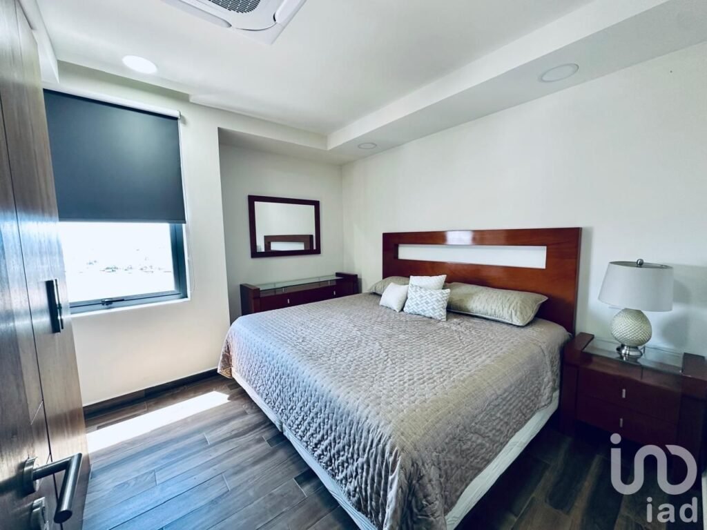 Departamento en renta amueblado en Torre Encinos con amenidades