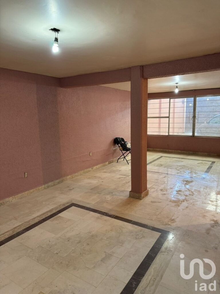 Casa en venta en Jardines de Morelos Ecatepec