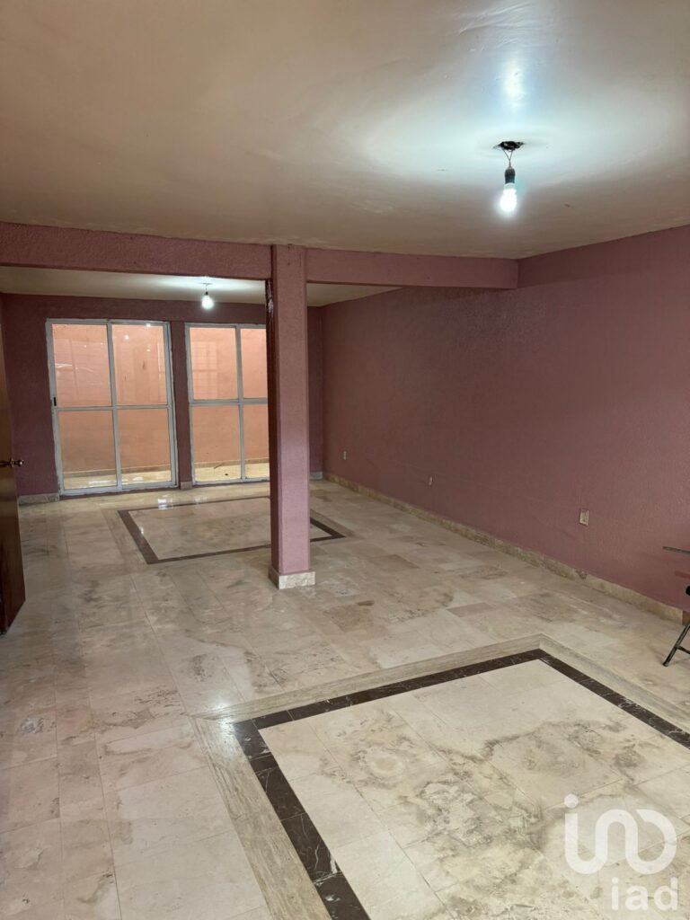 Casa en venta en Jardines de Morelos Ecatepec