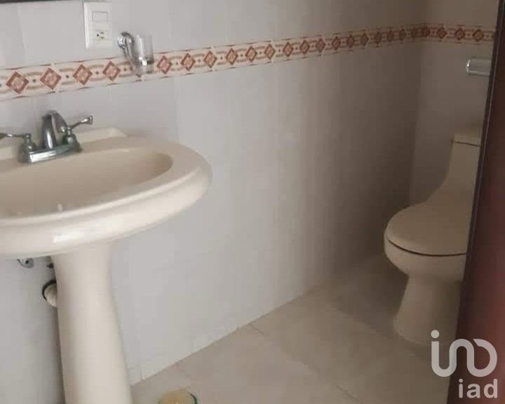 Hermosa Casa de 2 Niveles en Excelente Ubicación en la Tampiquera, Boca del Río, Veracruz