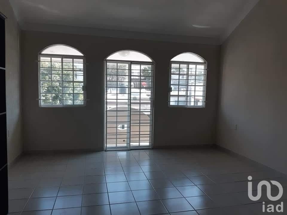 Hermosa Casa de 2 Niveles en Excelente Ubicación en la Tampiquera, Boca del Río, Veracruz