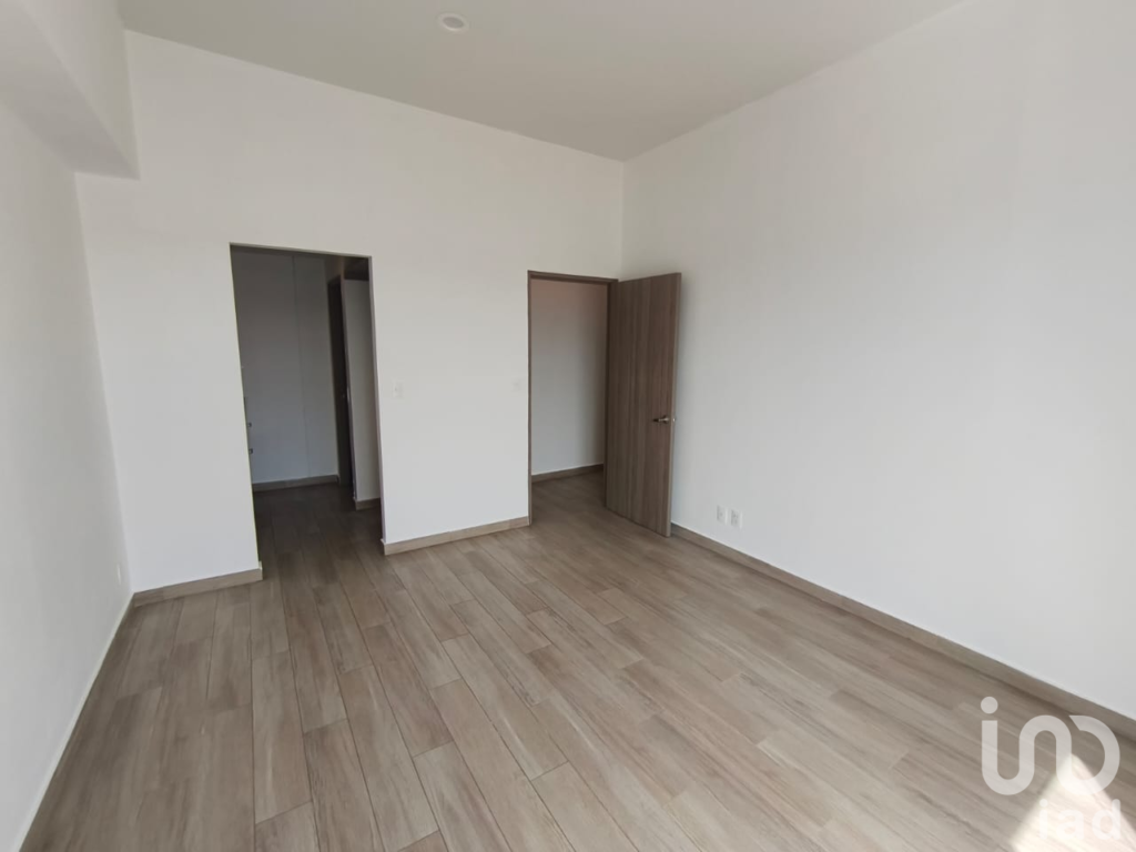 VENTA  CASA RESIDENCIAL DEL PARQUE