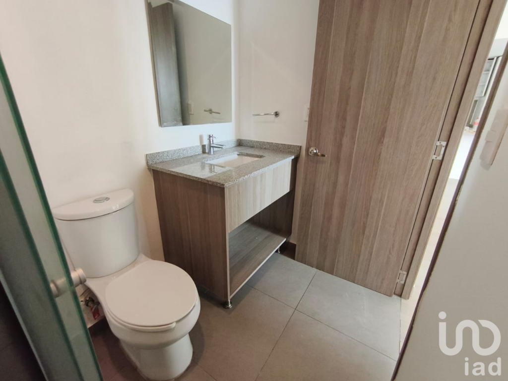 VENTA  CASA RESIDENCIAL DEL PARQUE