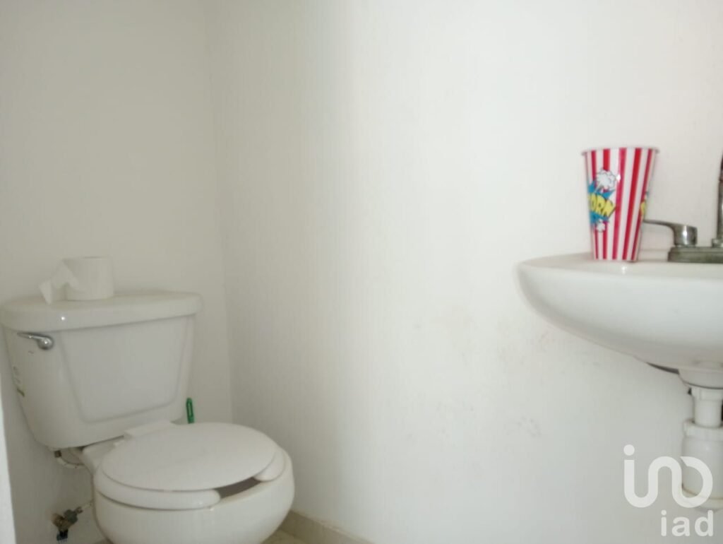 Se vende casa en El Contry, Barrio de Santa María