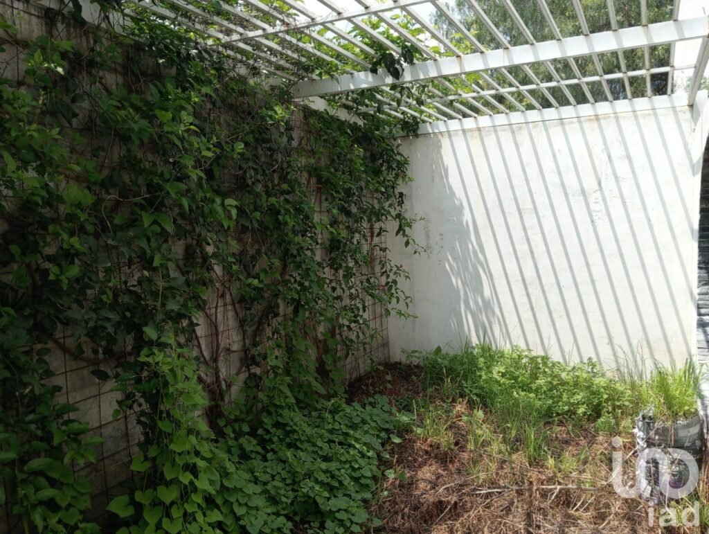 Se vende casa en El Contry, Barrio de Santa María