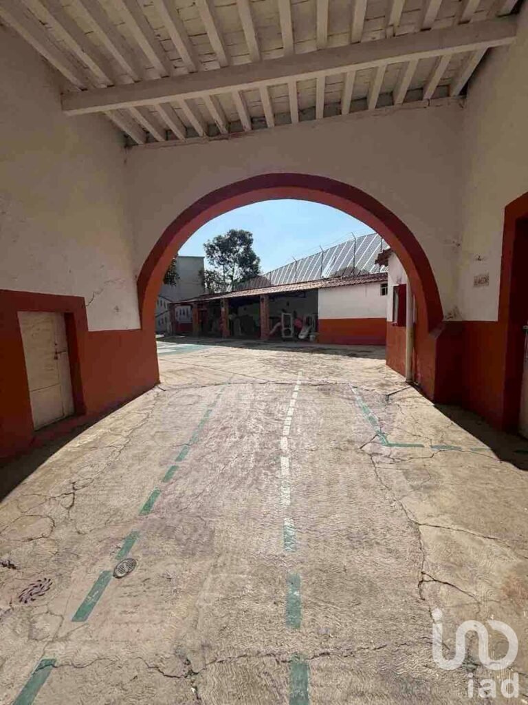 Edificio en Venta en esquina zona plaza San Pedro Colonia maestro federal