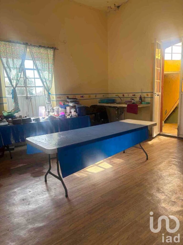 Edificio en Venta en esquina zona plaza San Pedro Colonia maestro federal