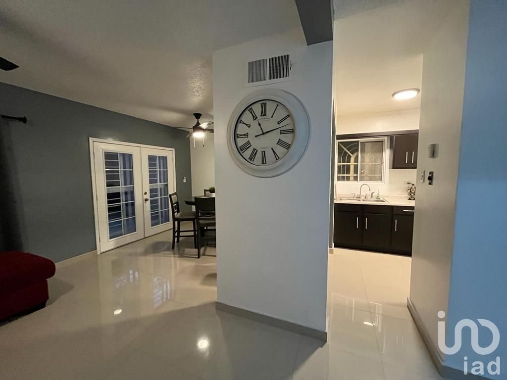 CASA EN RENTA AMUEBLADA FRACC.QUINTAS DEL VALLE