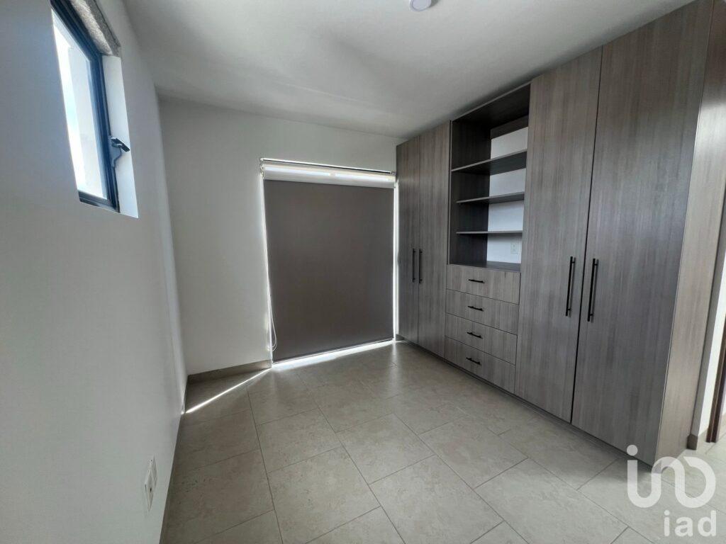 Casa en Venta Zibata Torre de Piedra 1