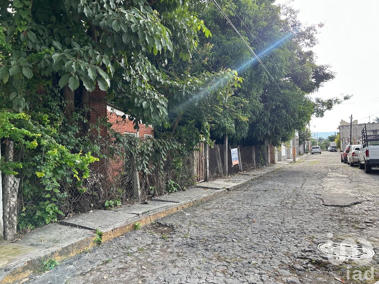 Terreno plano en venta, dentro de fraccionamiento en Temixco