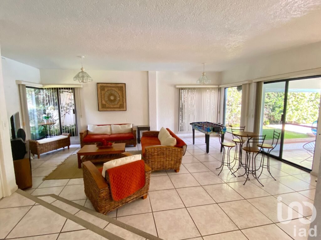 OPORTUNIDAD!!  LOMAS DE COCOYOC MORELOS, CASA EN VENTA, BAJA DE PRECIO, DE 7