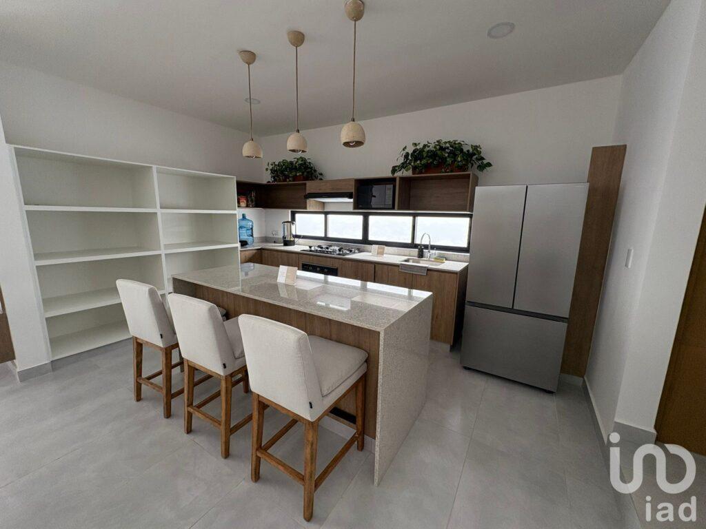 Casa Nueva en Venta al Norte de Mérida, Temozón