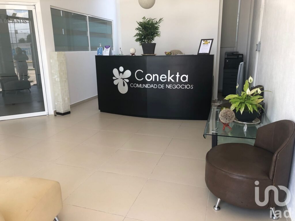 Oficinas en Renta en Business Center, Zona Comercial de Metepec, Estado de México