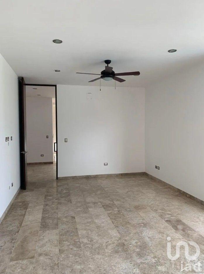 CASA EN EXCLUSIVA PRIVADA DEL YUCATAN COUNTRY CLUB