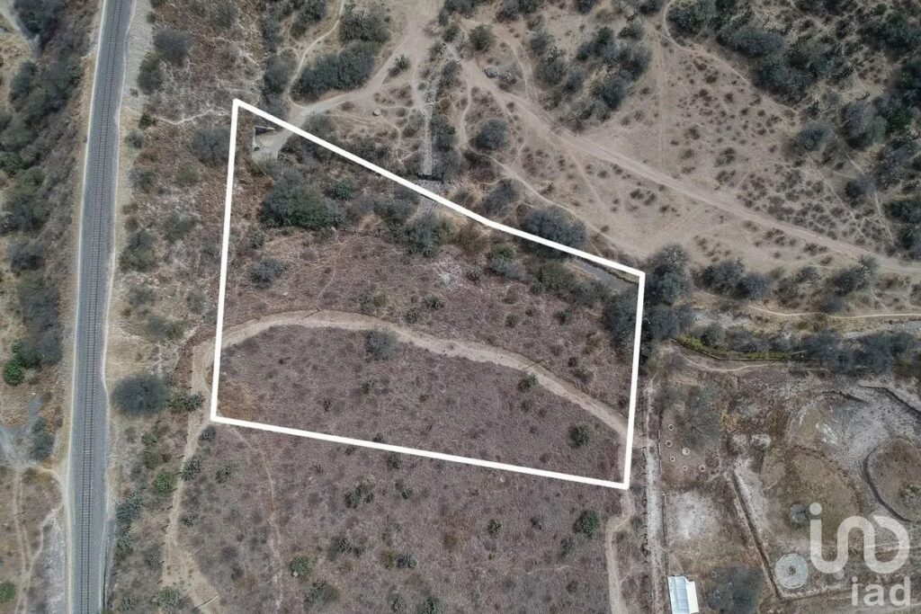 Se vende Terreno con nacimientos  de  aguas termales   "La Cantera"  San MIguel de Allende