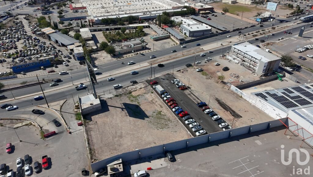 Se Renta Terreno Comercial en  Ubicación Av. Tecnologico Ciudad Juárez Chihuahua