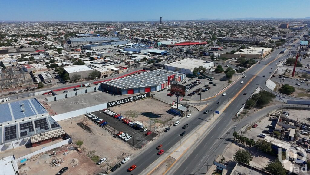 Se Renta Terreno Comercial en  Ubicación Av. Tecnologico Ciudad Juárez Chihuahua