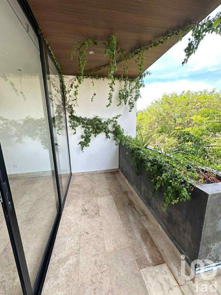 BELLO DEPARTAMENTO ATTRIO EN ALTRABRISA, MERIDA, YUCATAN