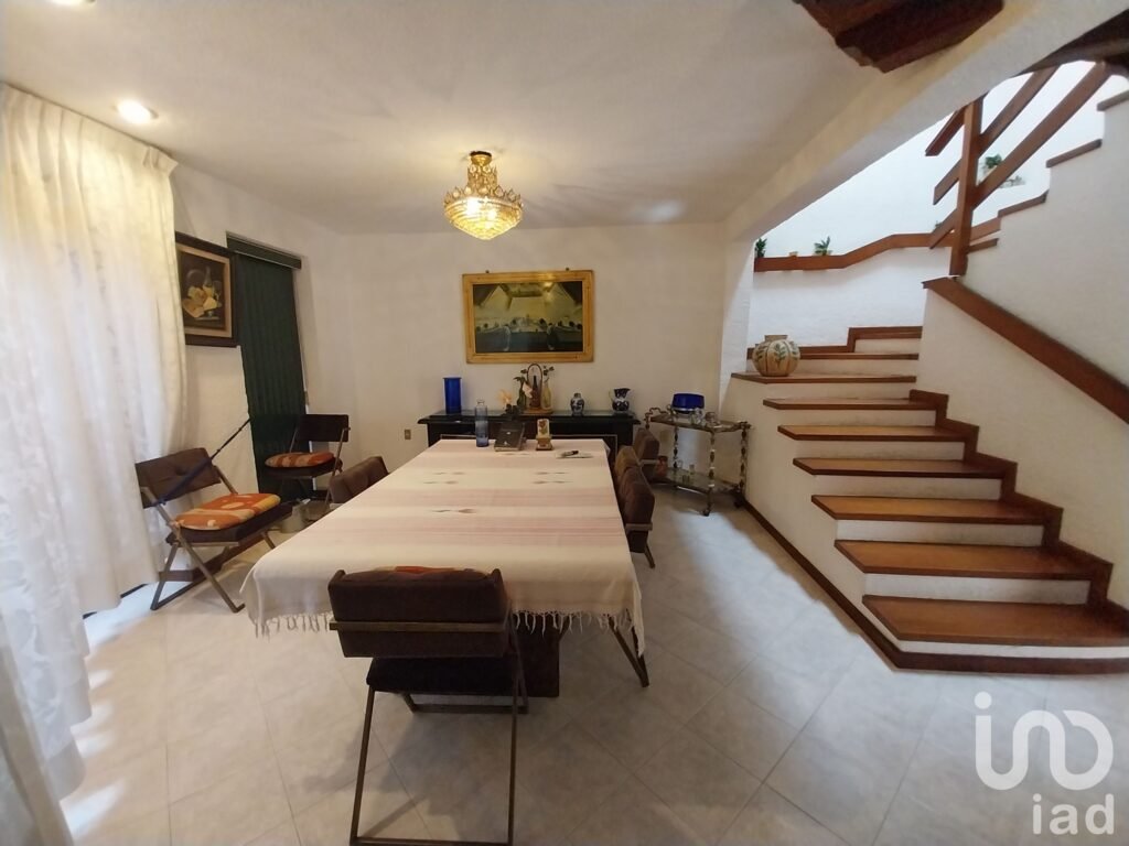 CASA EN VENTA EN SAN FELIPE DEL AGUA, OAXACA DE JUÁREZ, OAXACA.