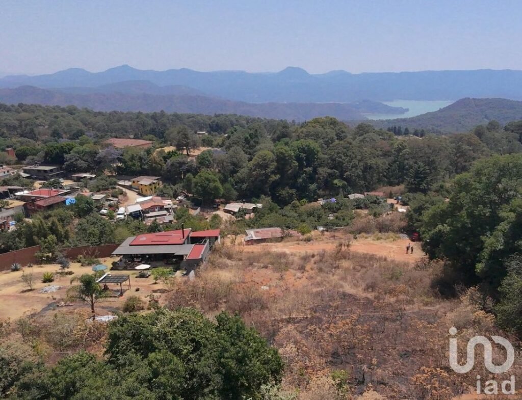 Terreno en Venta en Valle de Bravo